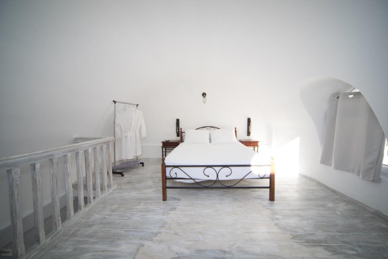 Villa Galaxy Santorini Fira  Exterior photo